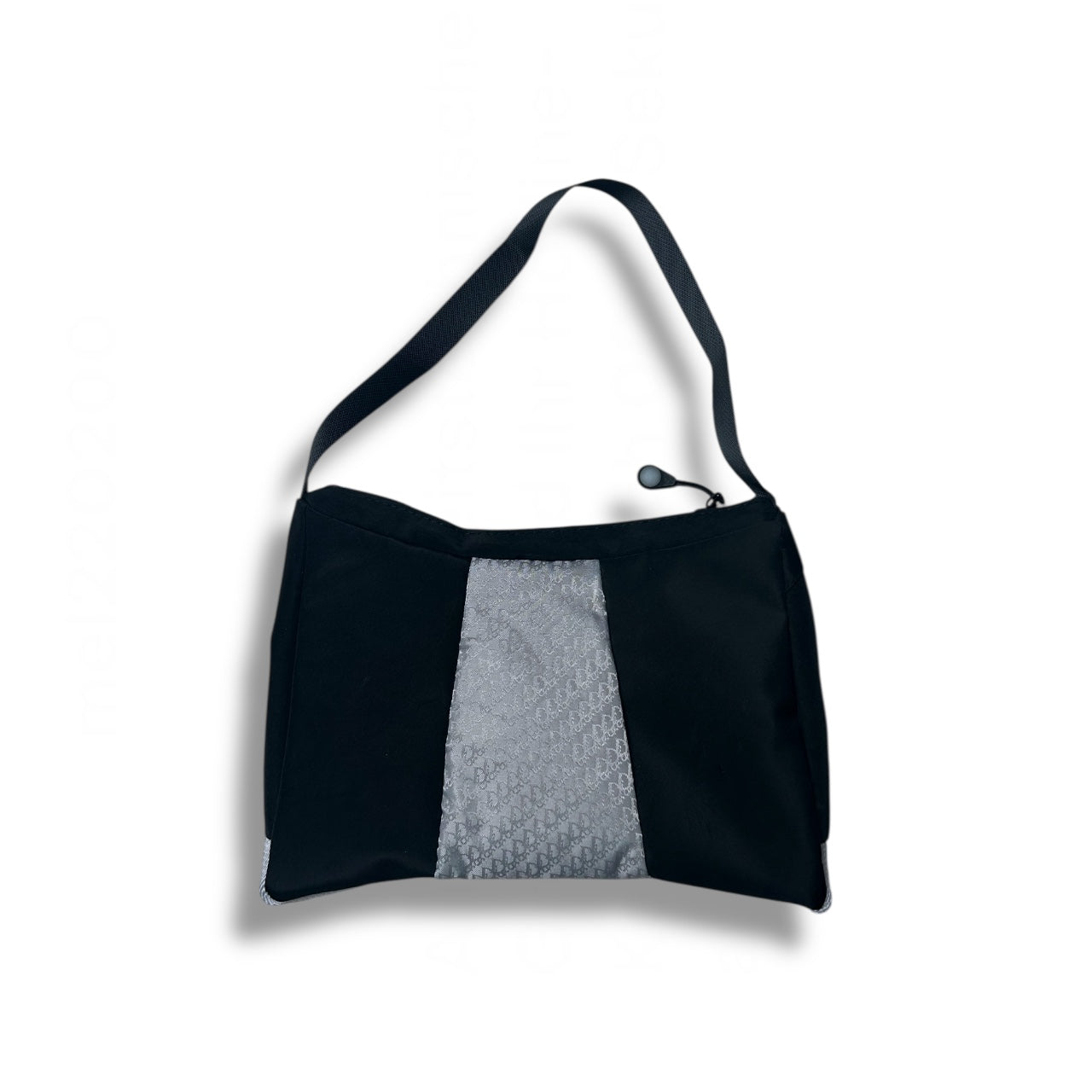 UPCYCLED CD BAG BLACK GREY