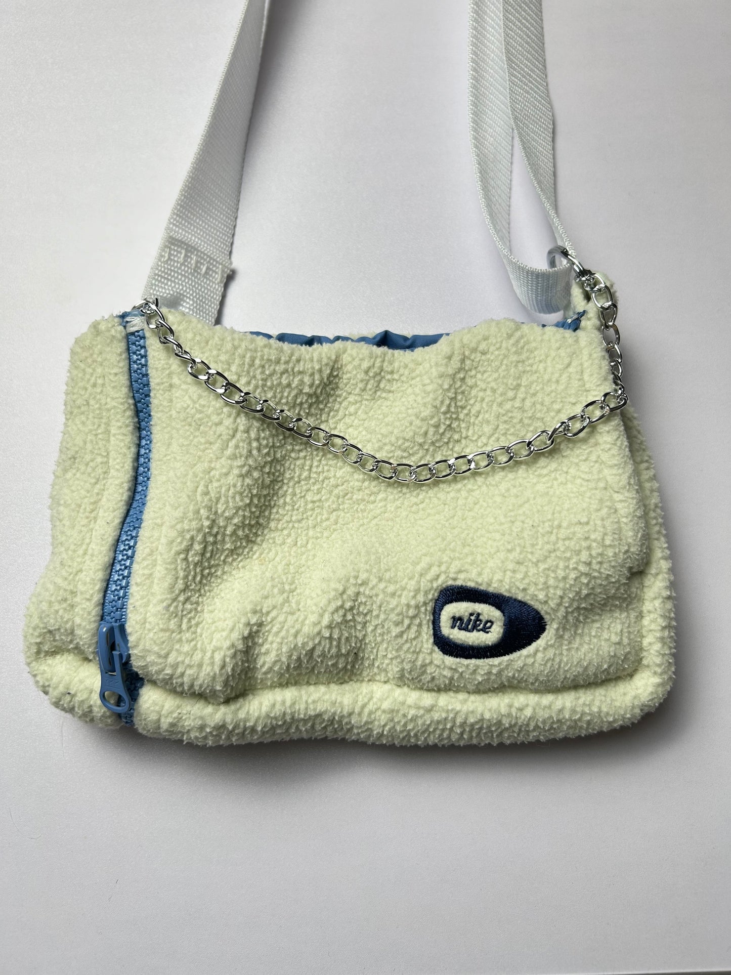 UPCYCLED VINTAGE BAG