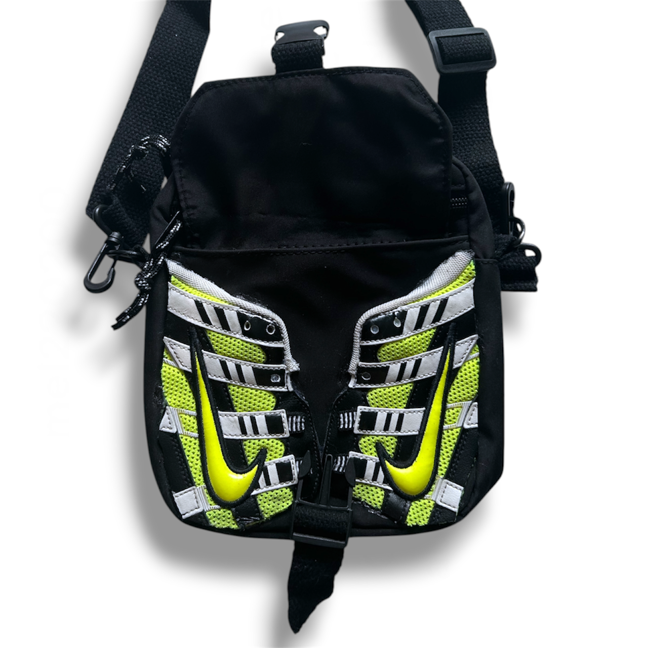 UPCYCLED P6000 BAG