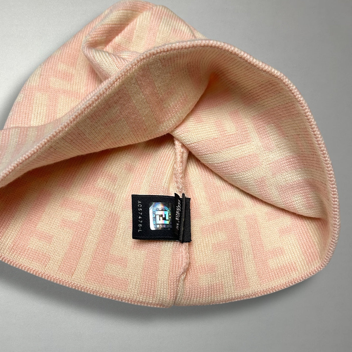 FENDI MÜTZE ROSA
